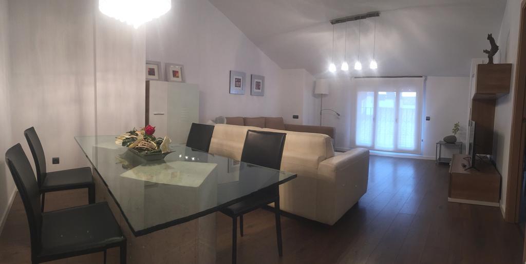 Apartamentos Turisticos Torico Amantes เตรูเอล ภายนอก รูปภาพ