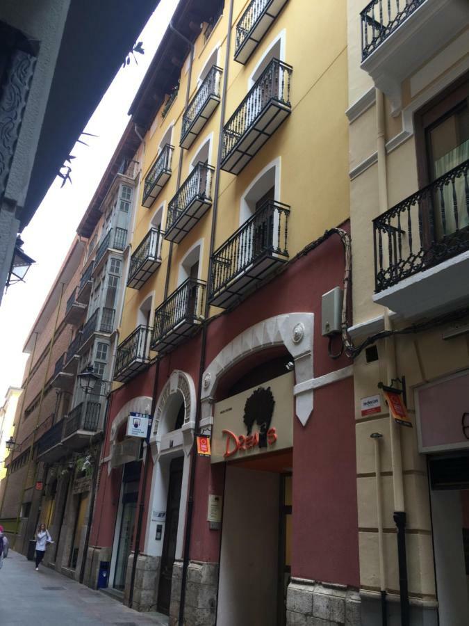Apartamentos Turisticos Torico Amantes เตรูเอล ภายนอก รูปภาพ